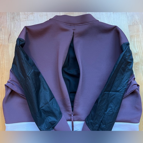 🍆🏃‍♀️Nike Running Division Breathable Crewneck—Eggplant Purple-Black-Peach | M - Picture 12 of 17